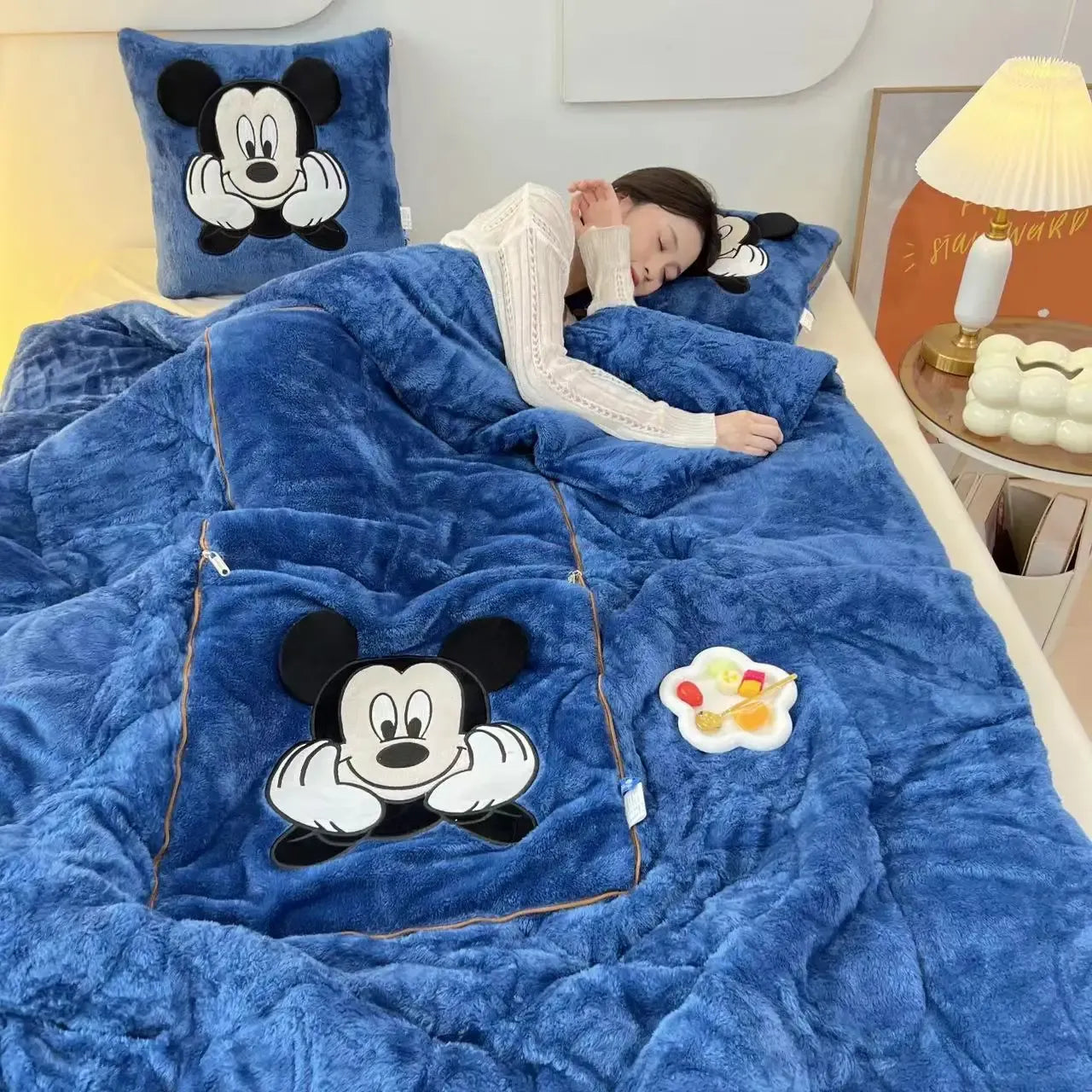 Frendorf | Luxus Decke und Kissen-Set für ultimativen Komfort