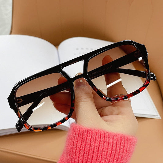 Frendorf | Quadratische Candy-Sonnenbrille