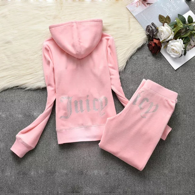Frendorf | Saftiges Sweatshirt und Hosen mit Diamanten