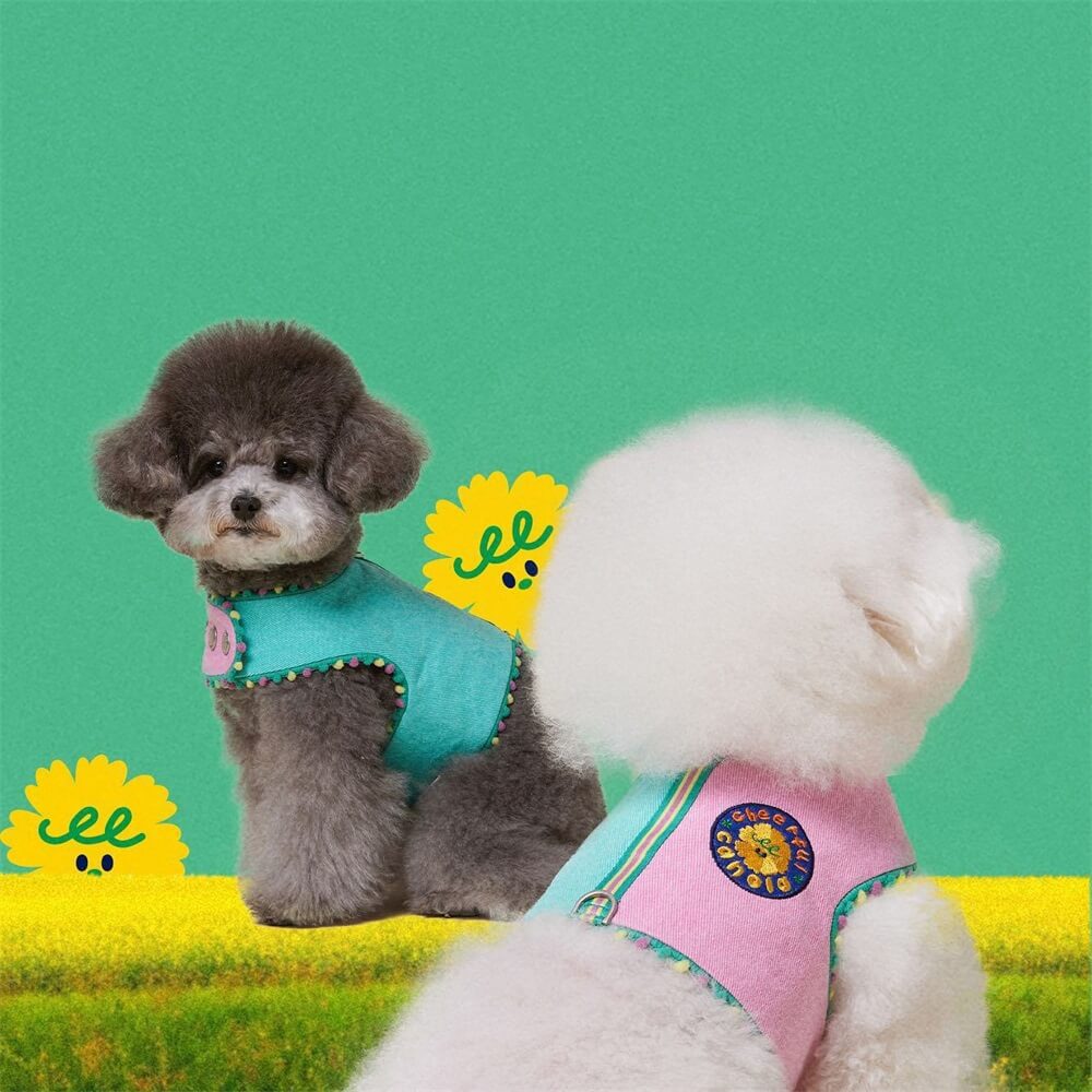 Bequeme und stilvolle florale Hundeweste - Perfekt für spaßige Spaziergänge