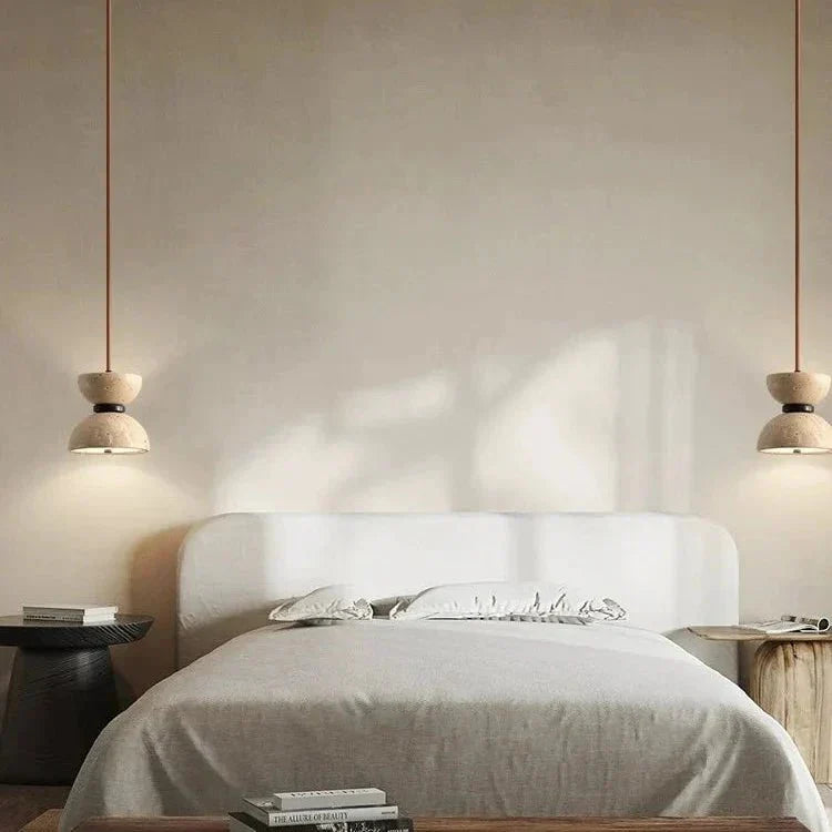 Frendorf | Beleuchten Sie Ihren Raum mit der charmanten Travertinstein-LED-Lampe