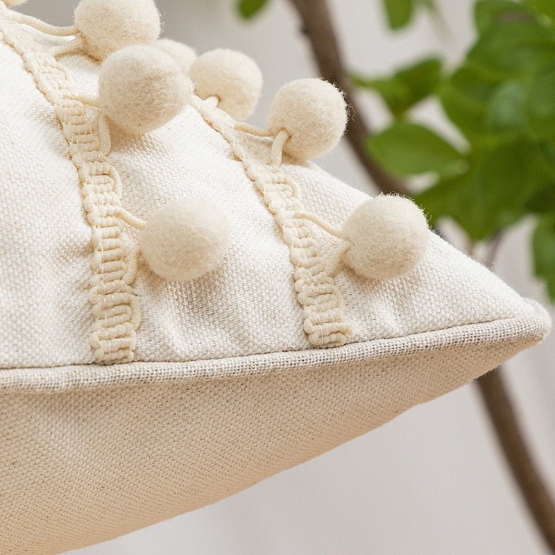 Stickerei Boho Kissenbezug mit Pompon