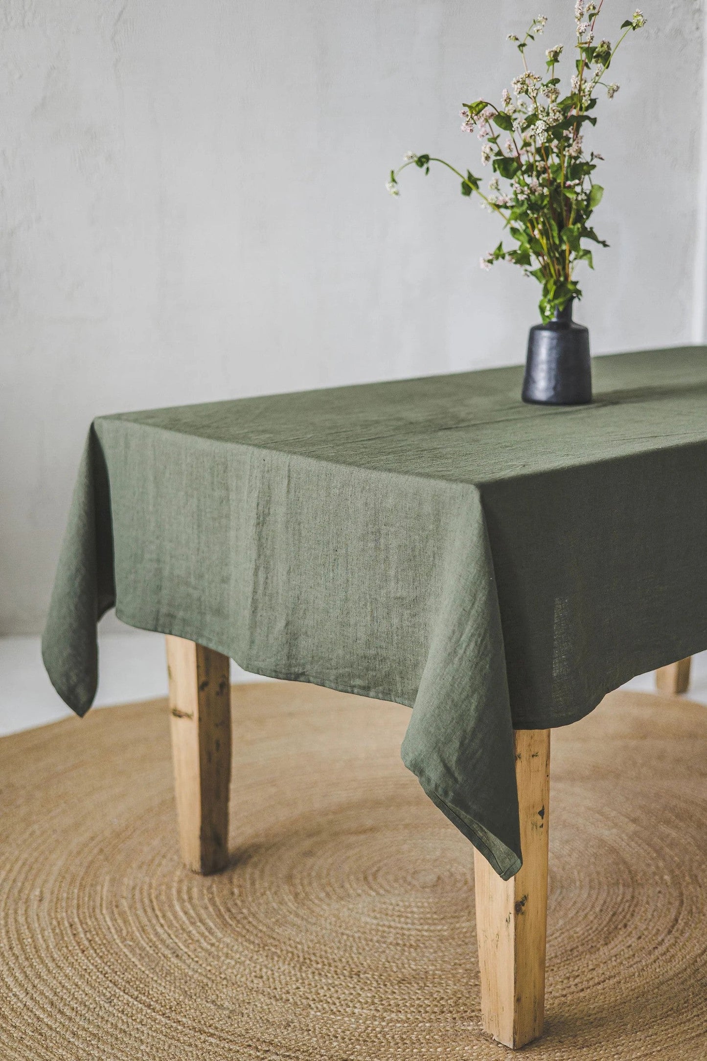 Frendorf | 100% Baumwolle Pastoral Tischläufer – 50x300cm, Grün, weich & langlebig, Landhaus Esszimmer Dekor, rustikaler Boho-Stil, maschinenwaschbar, perfekt für Zuhause, Hochzeiten, Partys & Feiertagsdekorationen
