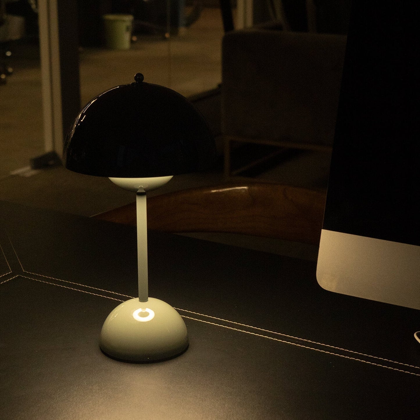 Frendorf | Bringen Sie Ihren Raum mit der modernen Brulee Tischlampe zum Strahlen Warm