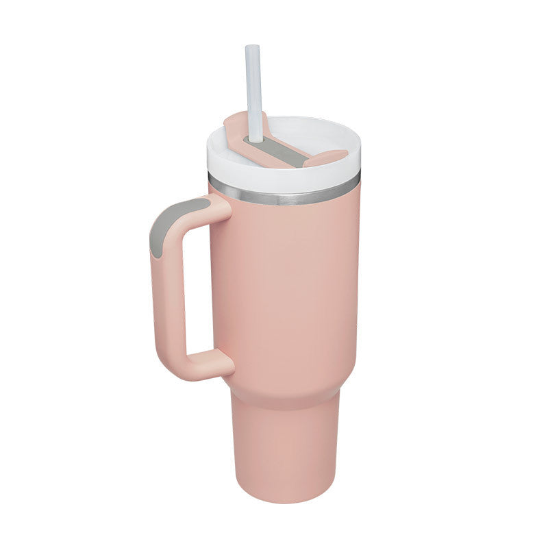 40 Oz Tumbler mit Griff Strohhalm isoliert