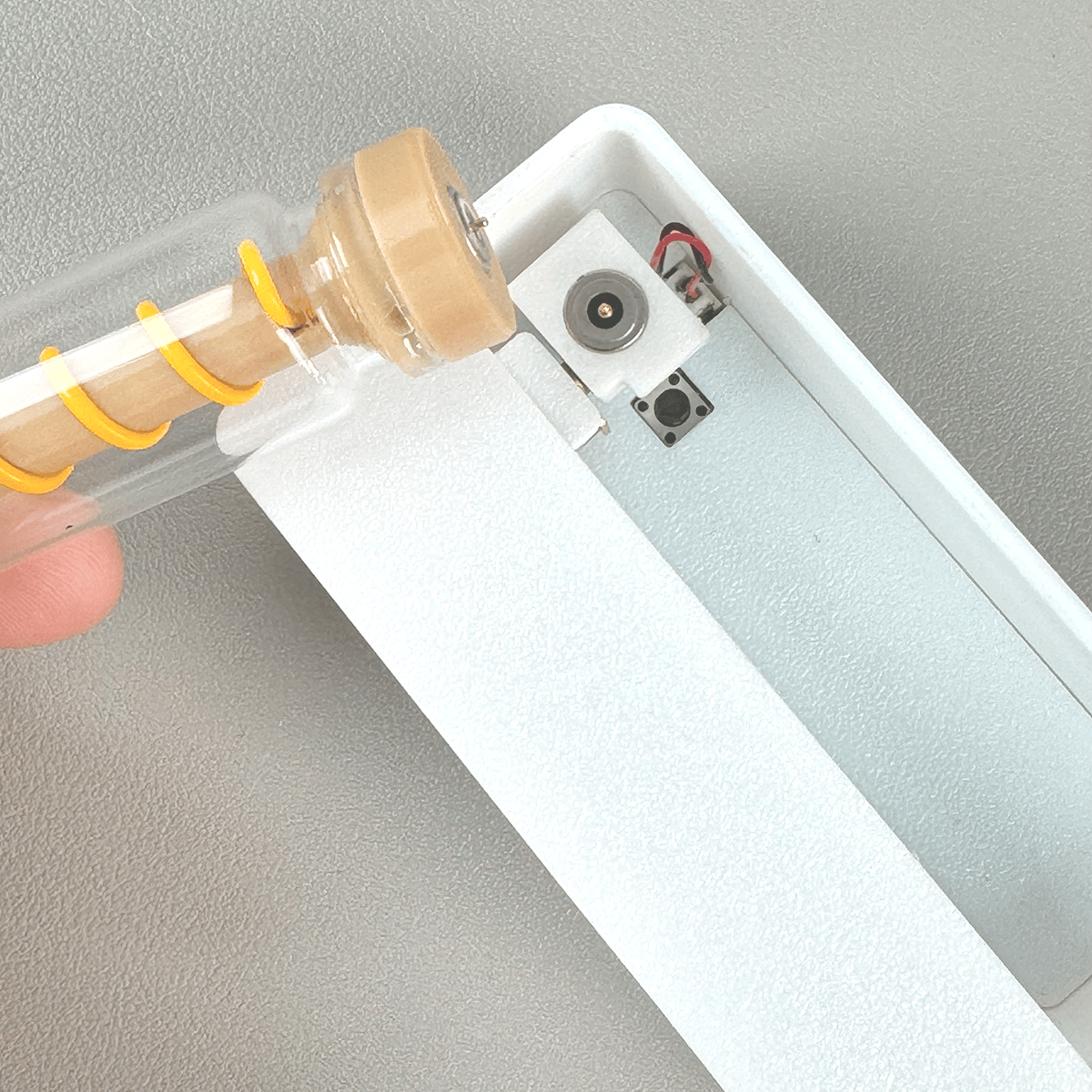 Frendorf |  MagnetoLamp - 3D-gedruckte magnetische Ejektions-Nachtlampe