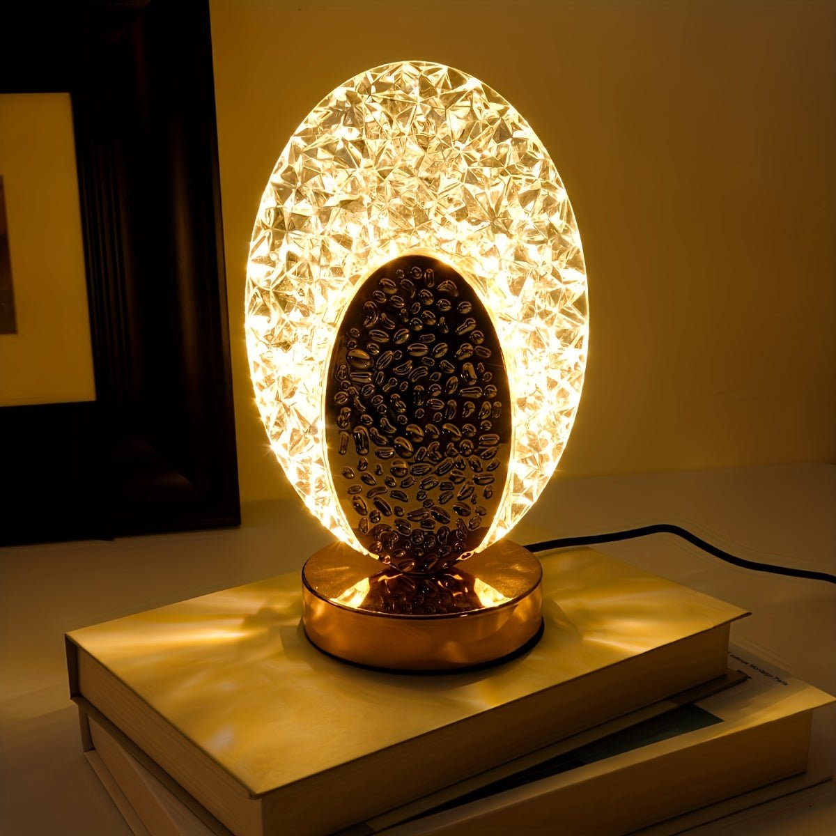 Frendorf | Tischlampe mit Pfauenfederdesign für eine warme Eleganz