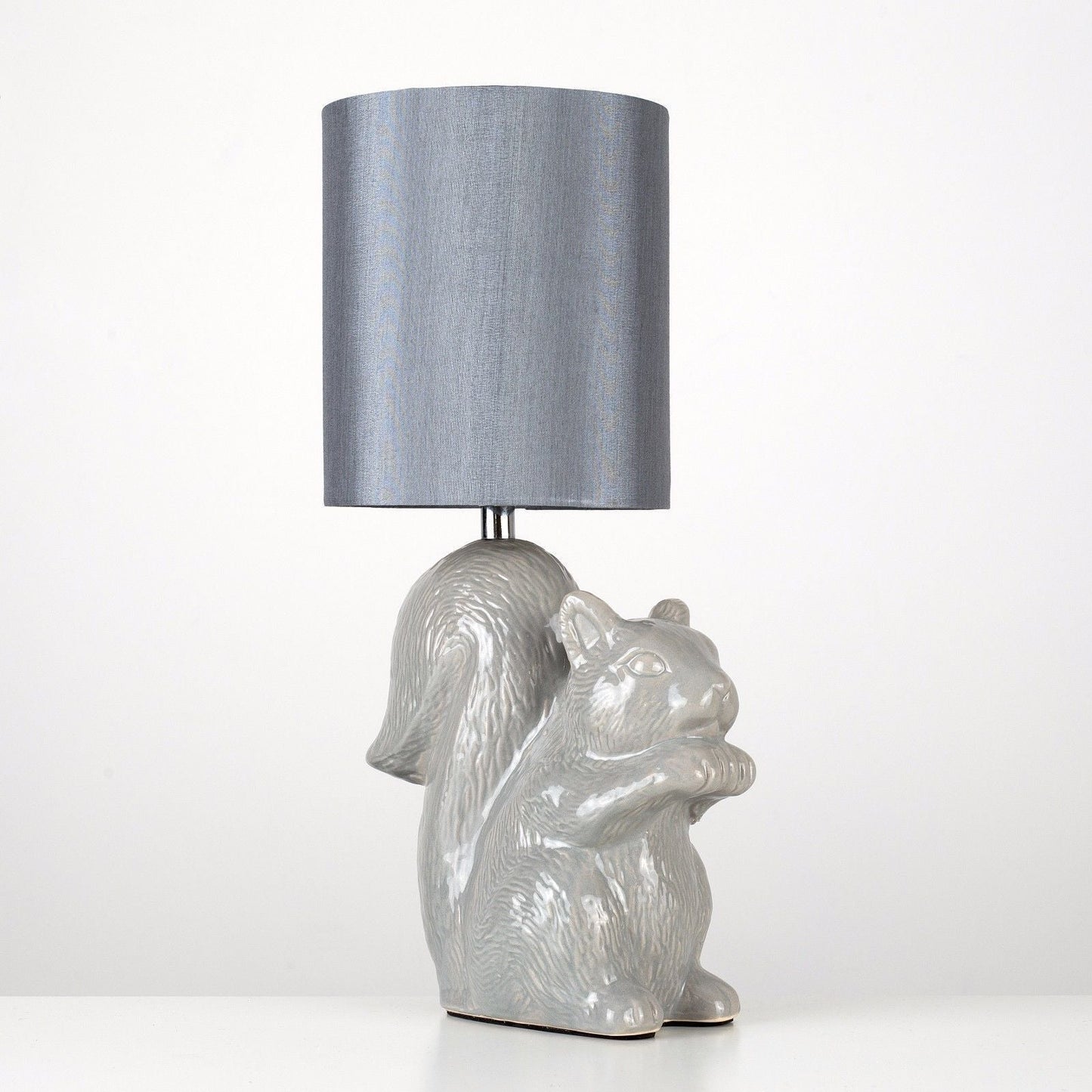 Große beigefarbene Eichhörnchen Nachttischlampe