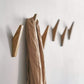 Scandi Set aus 6 Holzkleiderhaken