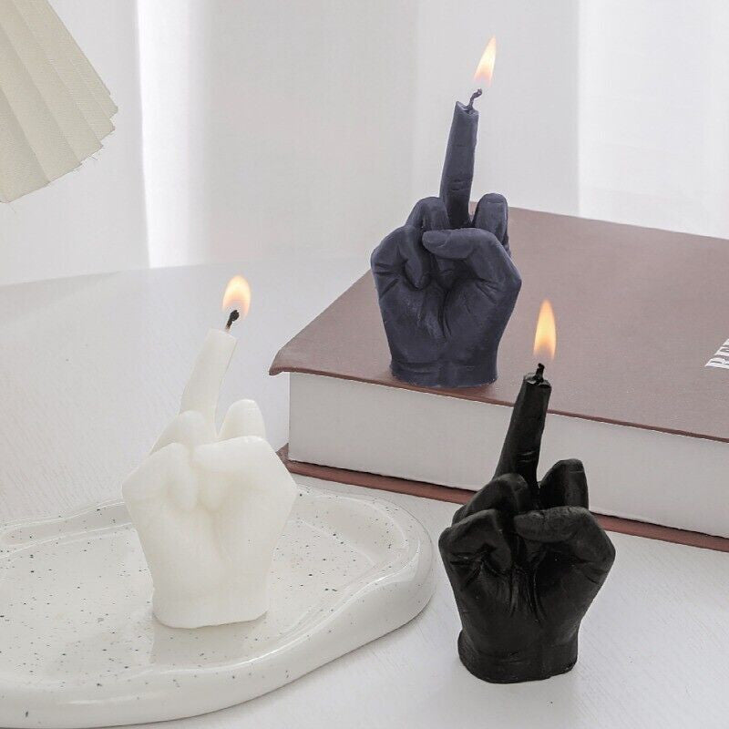 Kreative Mittel-Finger-Kerze