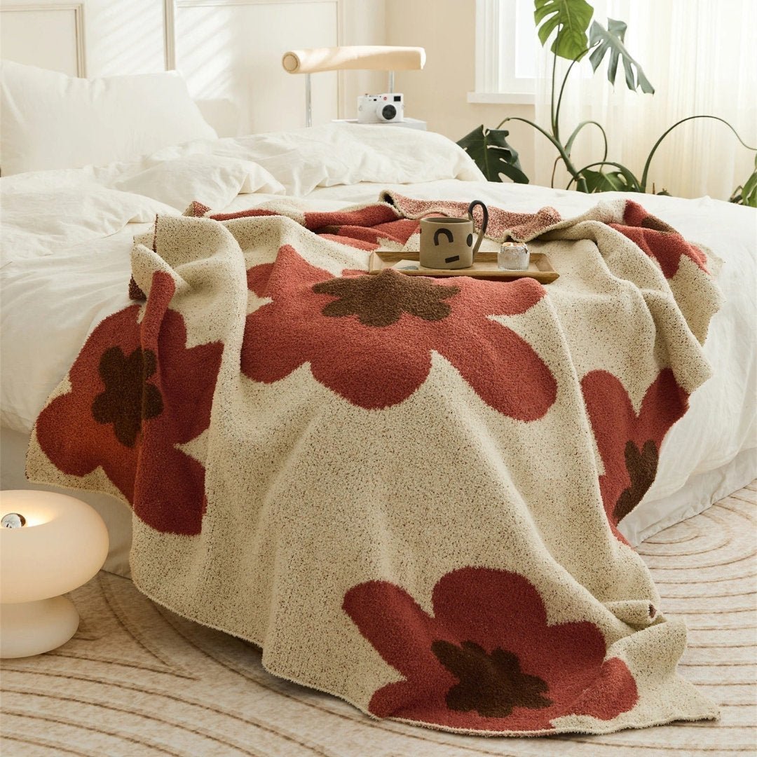 Frendorf | Eleganz und Wärme für Ihr Zuhause mit der weichen Blumen-Decke