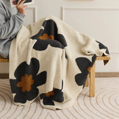 Frendorf | Eleganz und Wärme für Ihr Zuhause mit der weichen Blumen-Decke