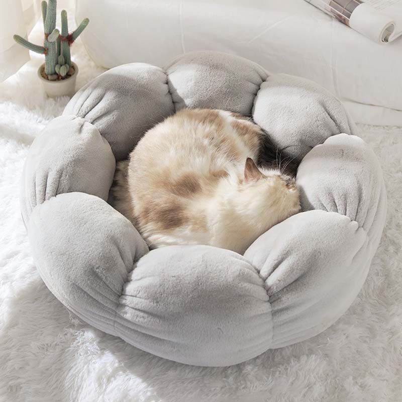 Tiefschlafende Blumenform Katzenbett