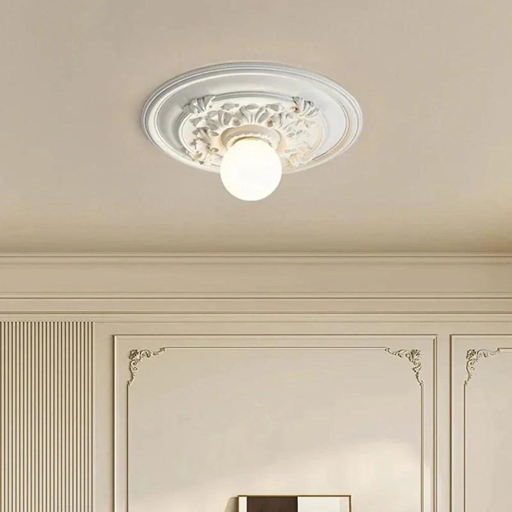 Frendorf | Bringen Sie Licht in Ihren Raum mit der Gek Skulptur Charm Stehlampe Amante