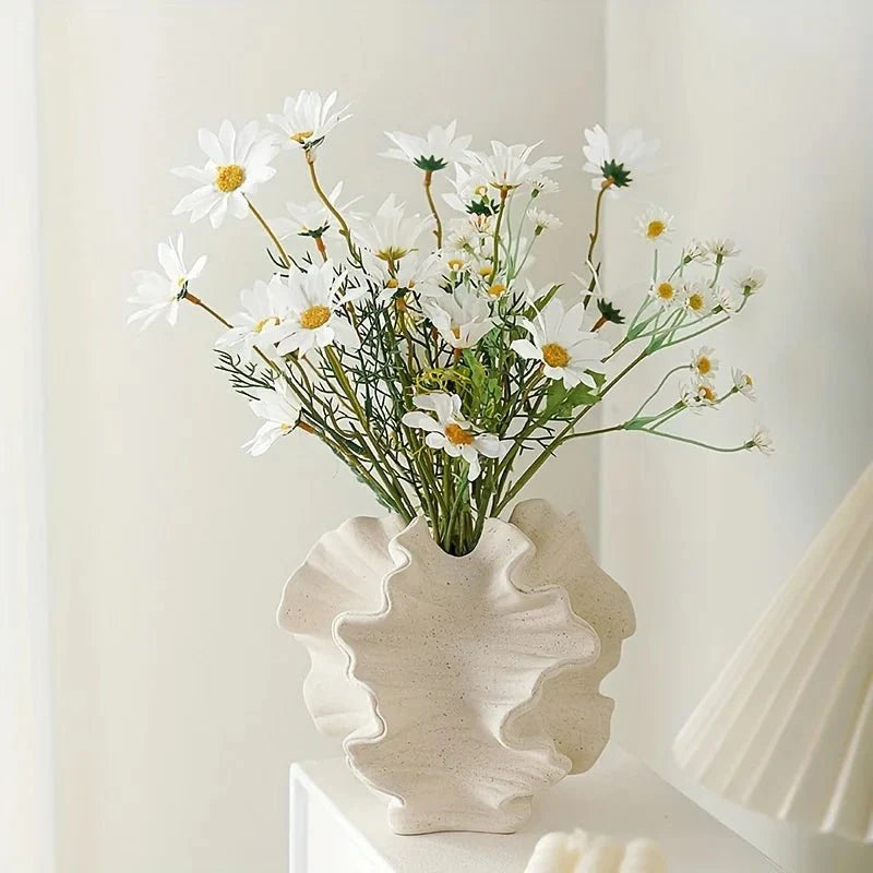 Frendorf | OceanBloom – Ökologische, schaleninspiriert Blumenvase mit gerafftem Rand