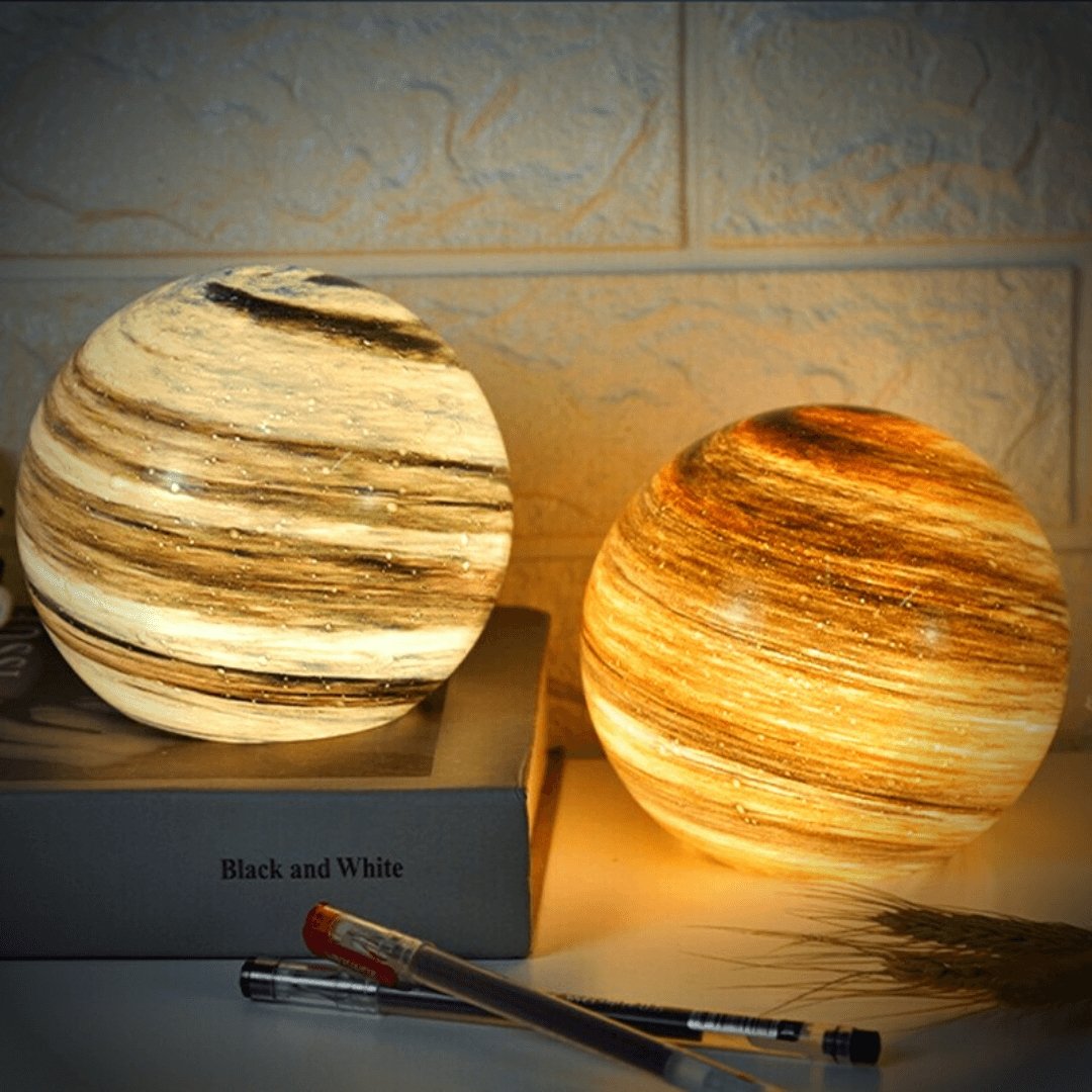 Mondlampe - Lunara - Kreative Nachtlampe - Sockel aus Buche - Glasdeckel