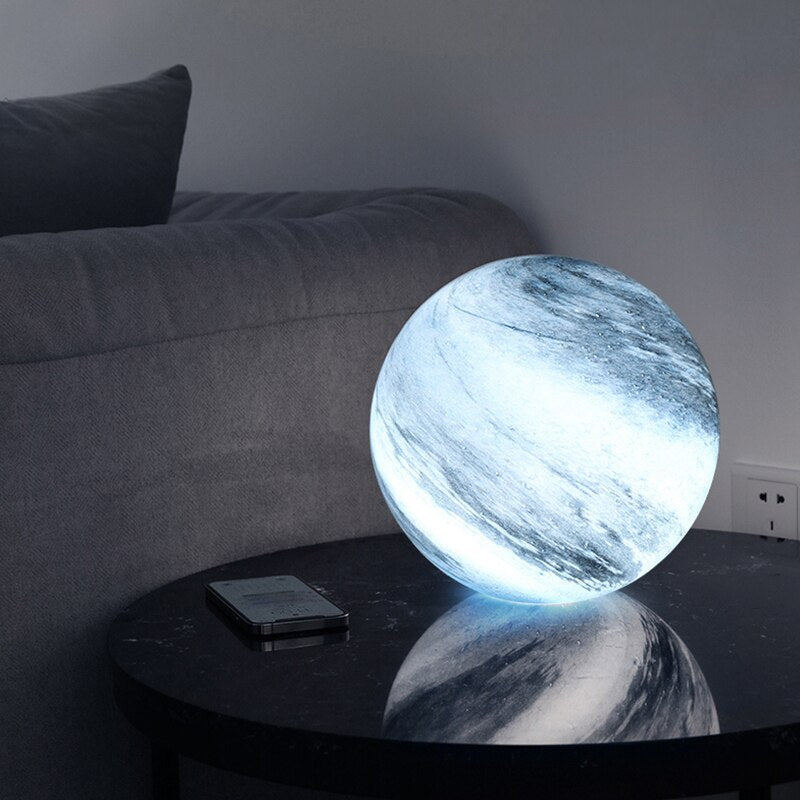 Mondlampe - Lunara - Kreative Nachtlampe - Sockel aus Buche - Glasdeckel