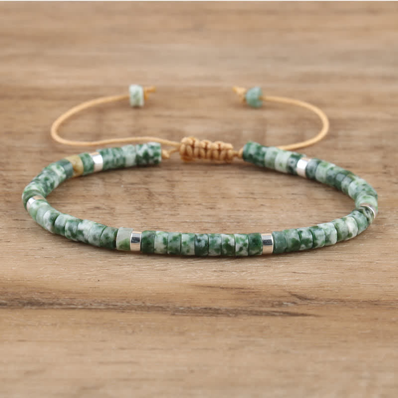 Frendorf | Geflochtenes Armband mit 2,4 mm Naturstein-Rollern – Seraphina