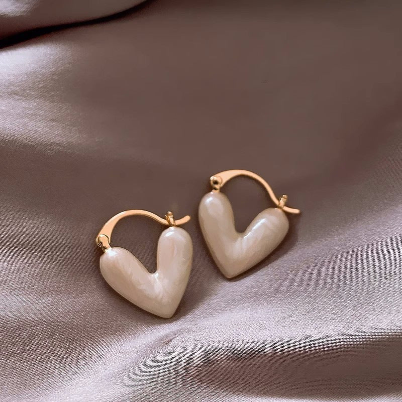Frendorf | Feinhänger | Weiße Öltropfen Liebe Ohrstecker