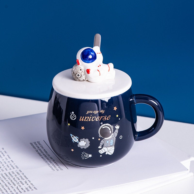 Handgefertigter Astronaut großer BECHER für Männer mit Deckel für Kaffee und Tee 450 ml