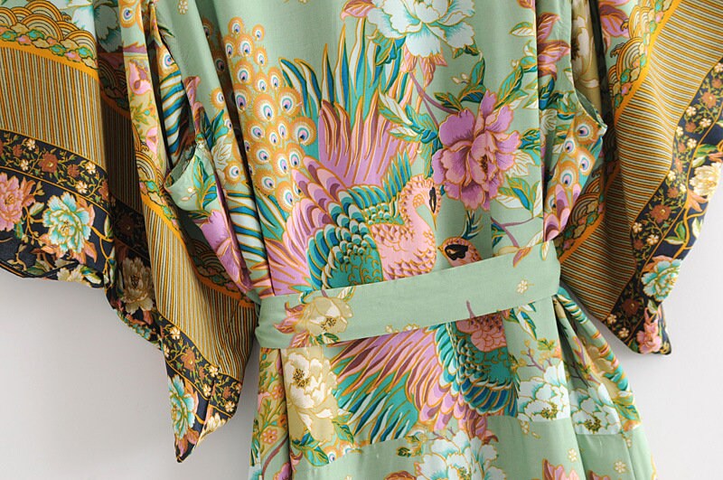 Baumwolle Kimono Boho Vintage Baumwolle Pfauenblumenmuster Druck Gürtel Frauen Bohemian V-Ausschnitt Fledermausärmel Robe Kimono, Geschenk für sie
