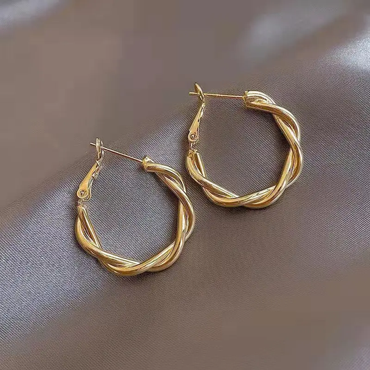 Frendorf | Elegante Geflochtene Goldohrringe