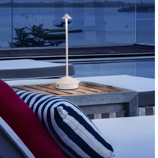 Frendorf | ZenLume | Minimalistische wasserdichte und dimmbare kabellose LED-Tischlampe