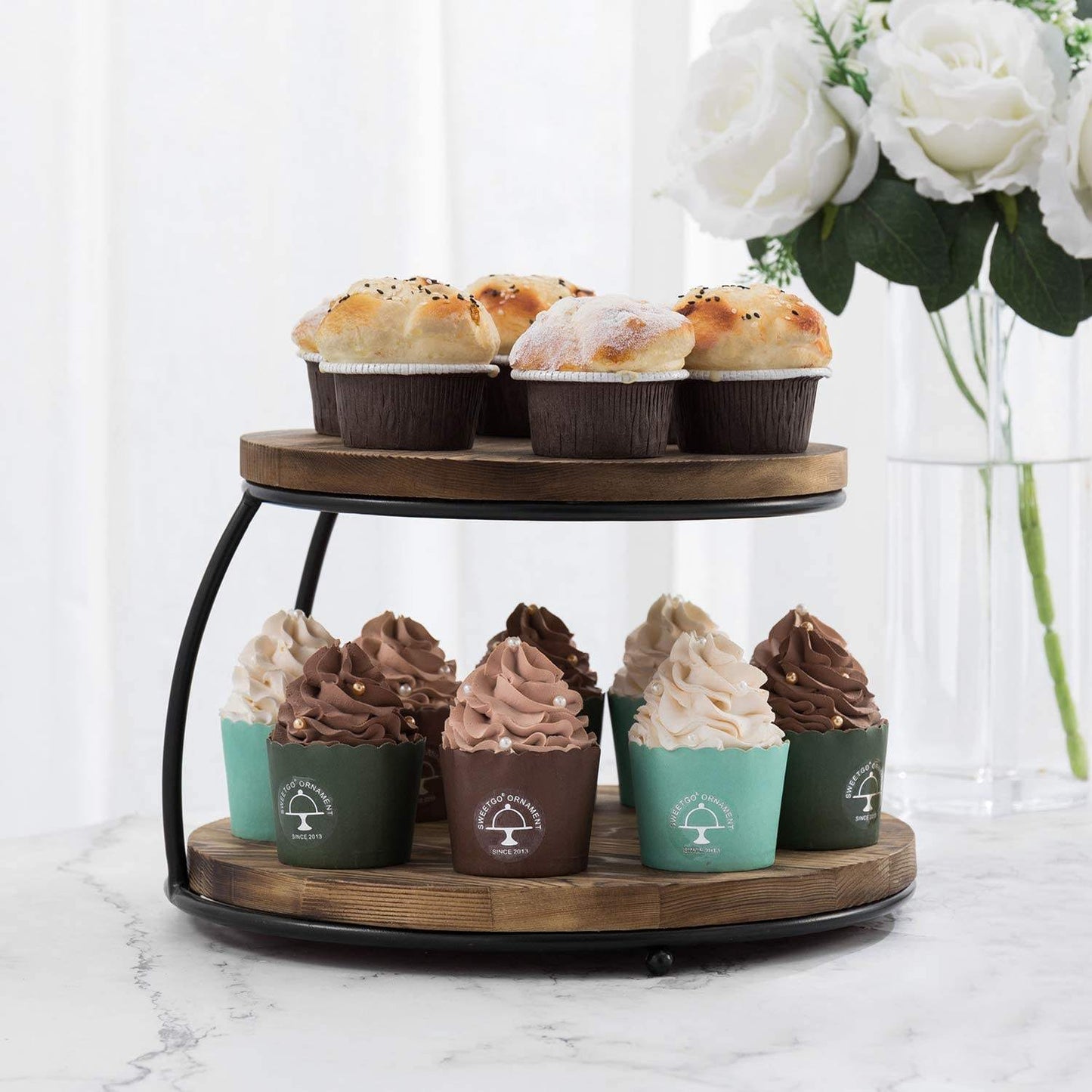 Frendorf | Brennholz Cupcake Halter Stand mit schwarzem Metallrahmen
