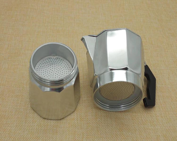 Frendorf | Klassische italienische Espresso-Kanne für den Herd - 3 Tassen Moka Topf