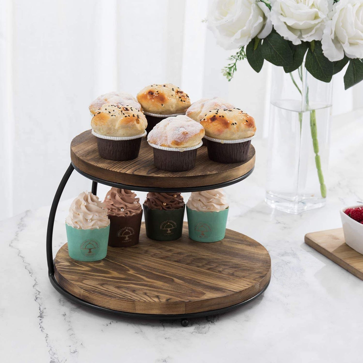 Frendorf | Brennholz Cupcake Halter Stand mit schwarzem Metallrahmen