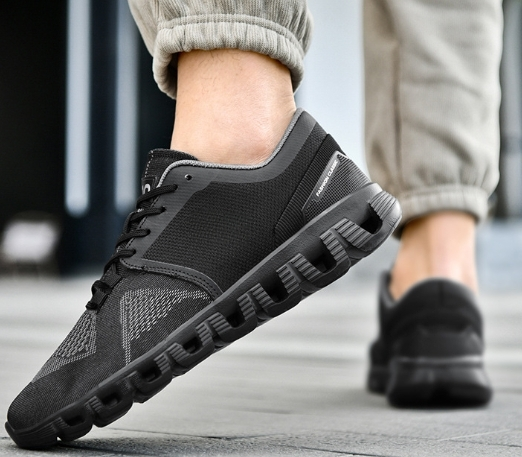 Frendorf | Schwarzer Sneaker mit CloudTec-Sohle