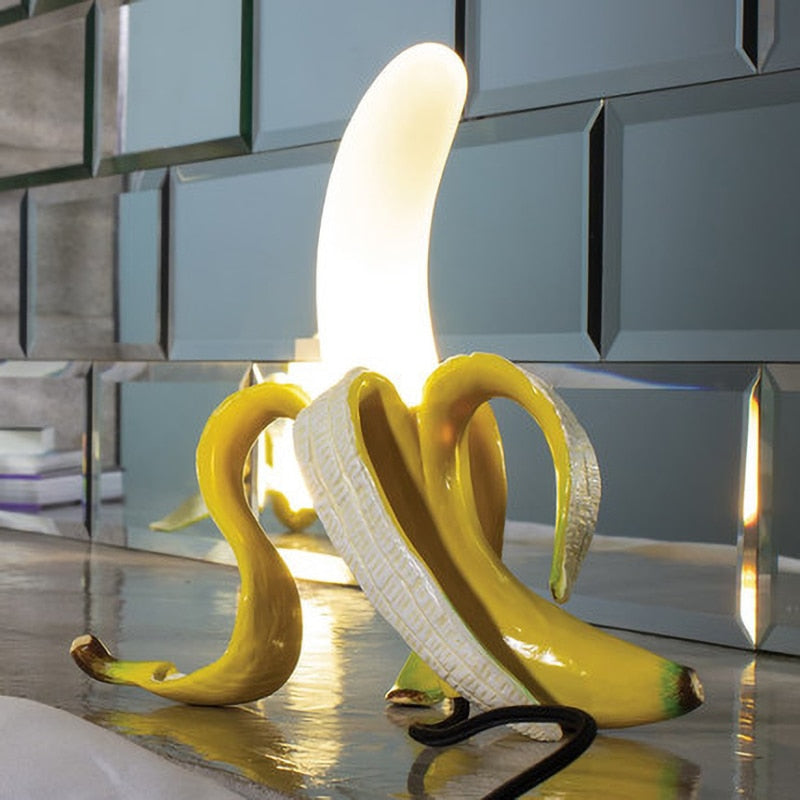 Frendorf | GoldenGlow Art Deco Tischlampe | Banane Design | Modern & Stilvoll | Elegante Beleuchtung