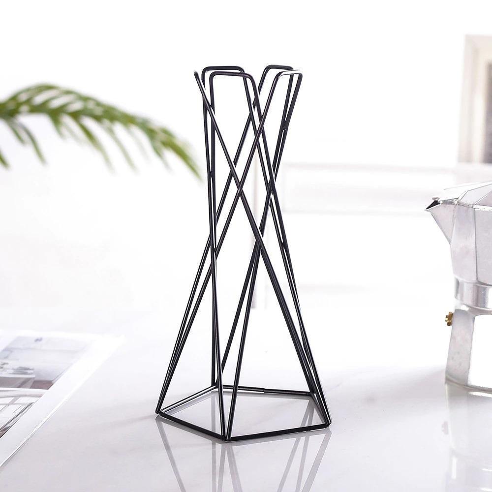 Frendorf | GeoTwist Metall Air Pflanzenhalter | Modernes Design | Geometrische Deko