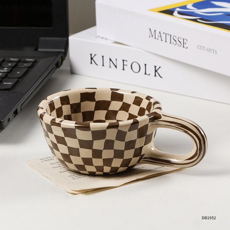 Irreguläres Schachbrett-Karierter Keramiktasse