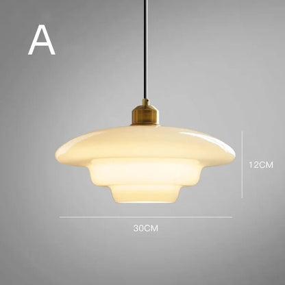 Frendorf | Elegante Elfenbein Glas Hängeleuchte für einen herzlichen Empfang