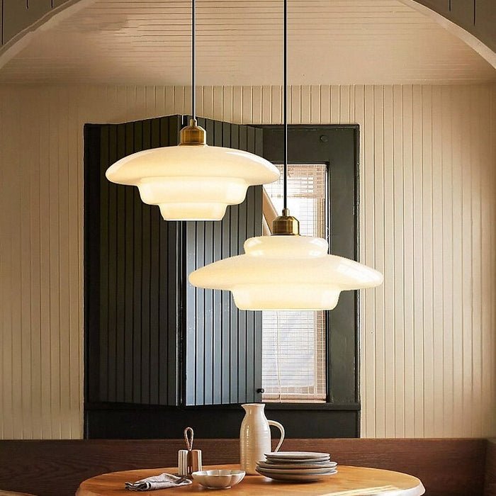 Frendorf | Elegante Elfenbein Glas Hängeleuchte für einen herzlichen Empfang
