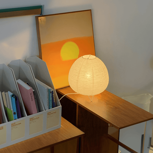 ZenGlow – Elegante Tischlampe im Wabi Sabi Stil für ein Beruhigendes Interieur
