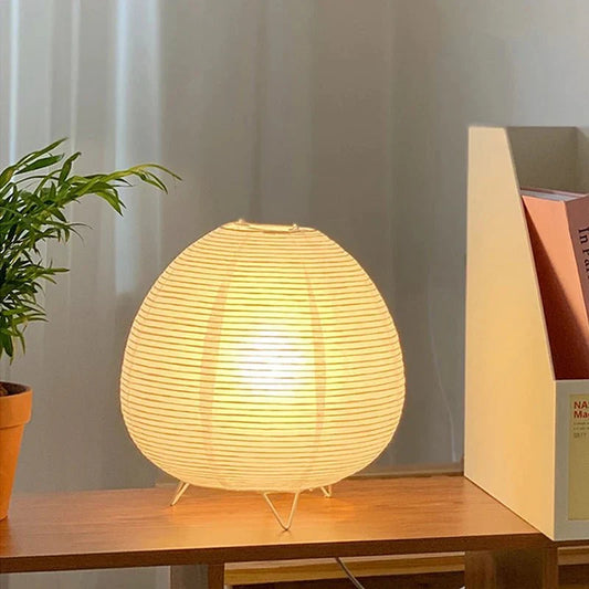 ZenGlow – Elegante Tischlampe im Wabi Sabi Stil für ein Beruhigendes Interieur