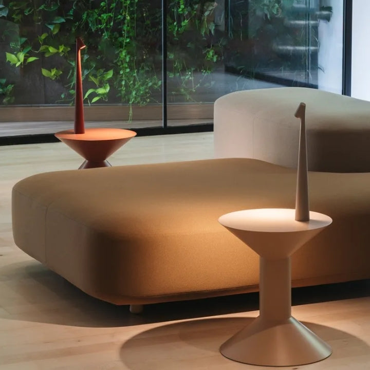 Frendorf | LumiSculpt Moderne LED Tischlampe | Skulpturales Design | Dimmbares Stimmungslicht | Perfekt für Zuhause & Büro