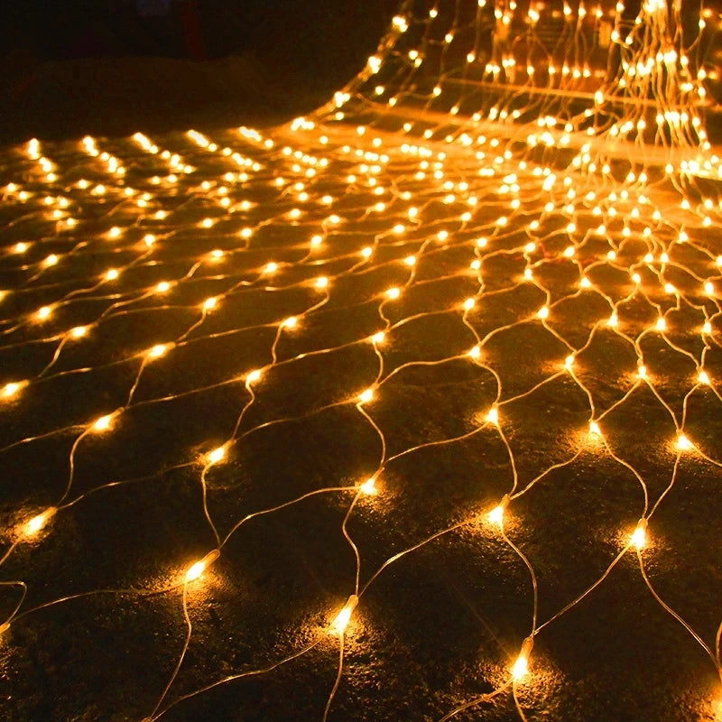 Lumora Solar LED-Netzlichter - 96 Warmweiße LEDs für festliche Außen dekor