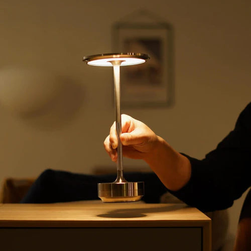 Frendorf | Luxuriöse kabellose Tischlampe