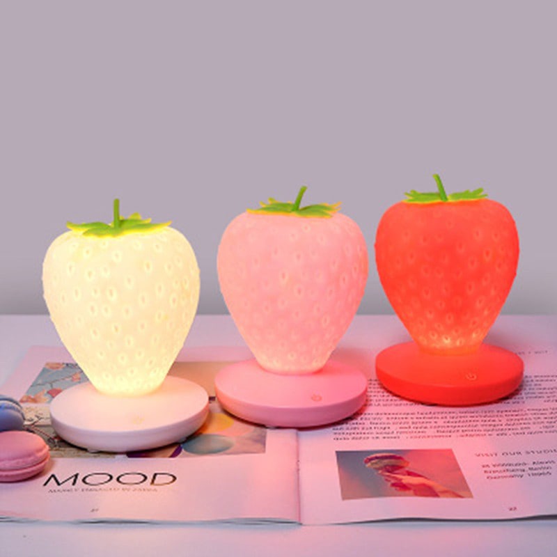 Frendorf | BerryGlow Kawaii Erdbeere Nachtlicht | LED Lampe | Stimmungsvolles Deko-Nachtlicht