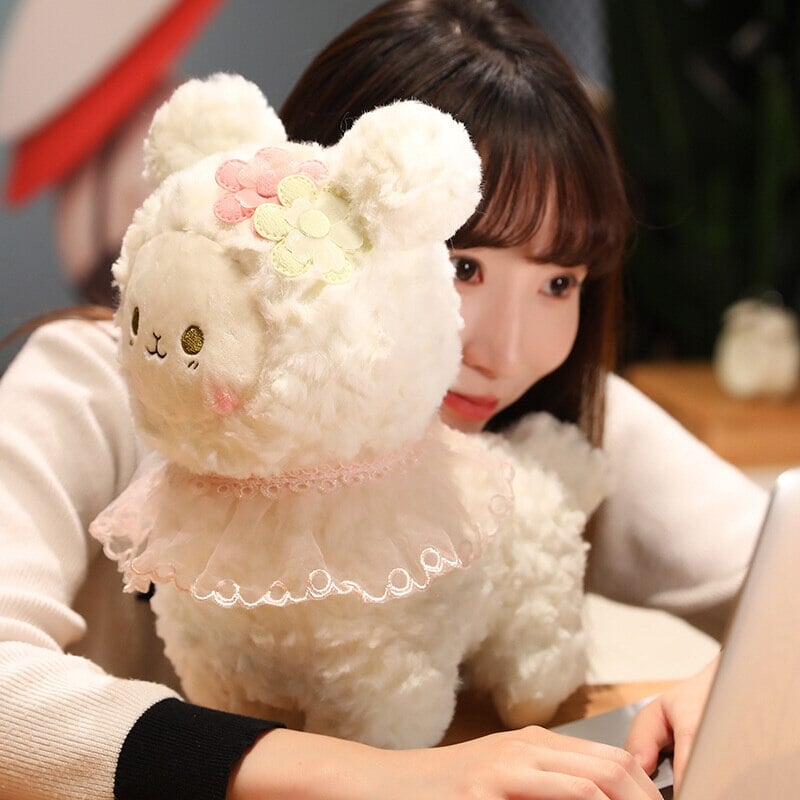 Frendorf | Süßes Flauschiges Stehendes Lamm Familie