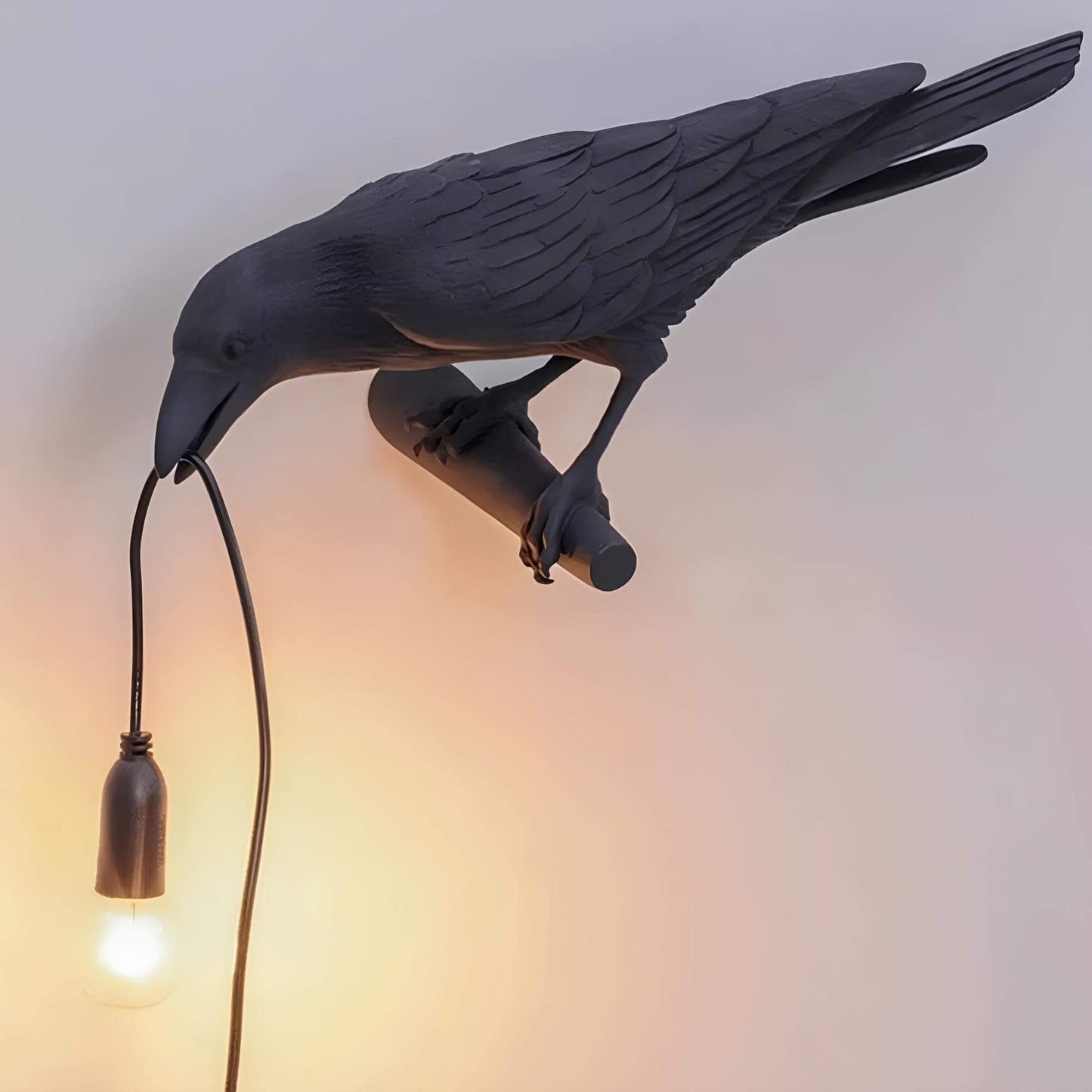 Artistic Crow – Kreative Wandlampe