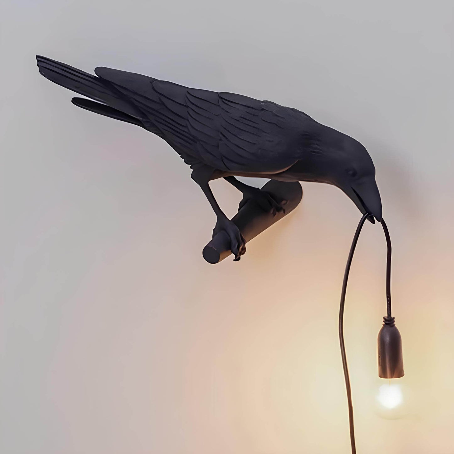 Artistic Crow – Kreative Wandlampe