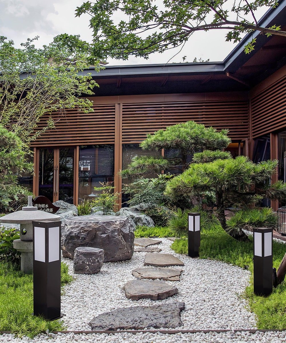 Frendorf | Bringen Sie Ihr Äußeres mit der eleganten Kuzco-Lampe zum Strahlen