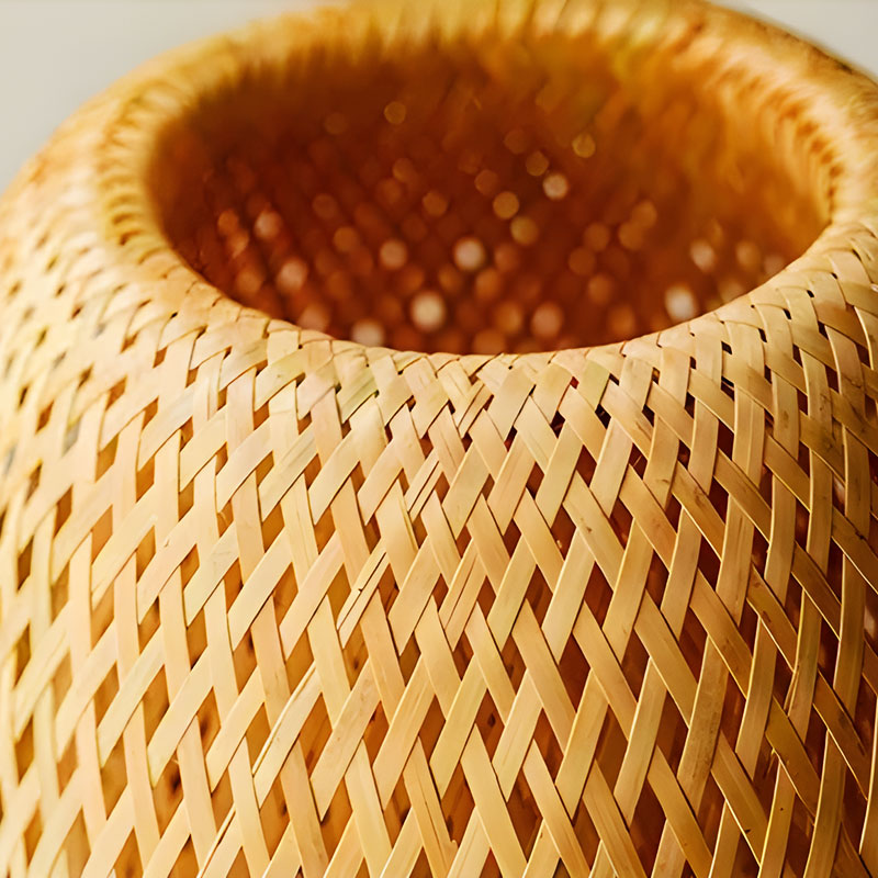 Frendorf | Handgefertigte Bettlampe aus Rattan und Holz