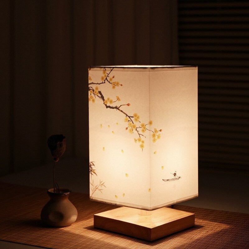 Japanisch-skandinavische Tischlampe