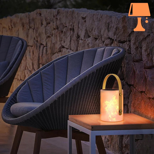 Frendorf | LumiBeam – Tragbare LED-Lampe mit zylindrischem Design und Fernbedienung