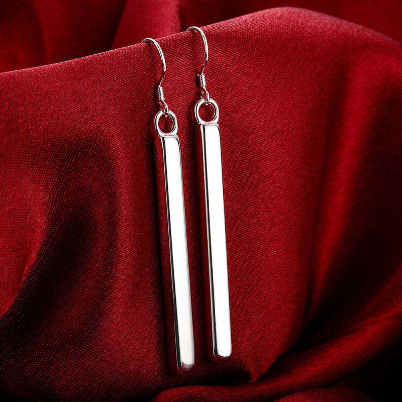 Frendorf | Kreisfigur | Linie Ohrring Schmuck